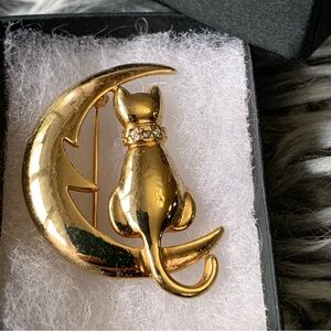 Vintage Cat & Moon Brooch